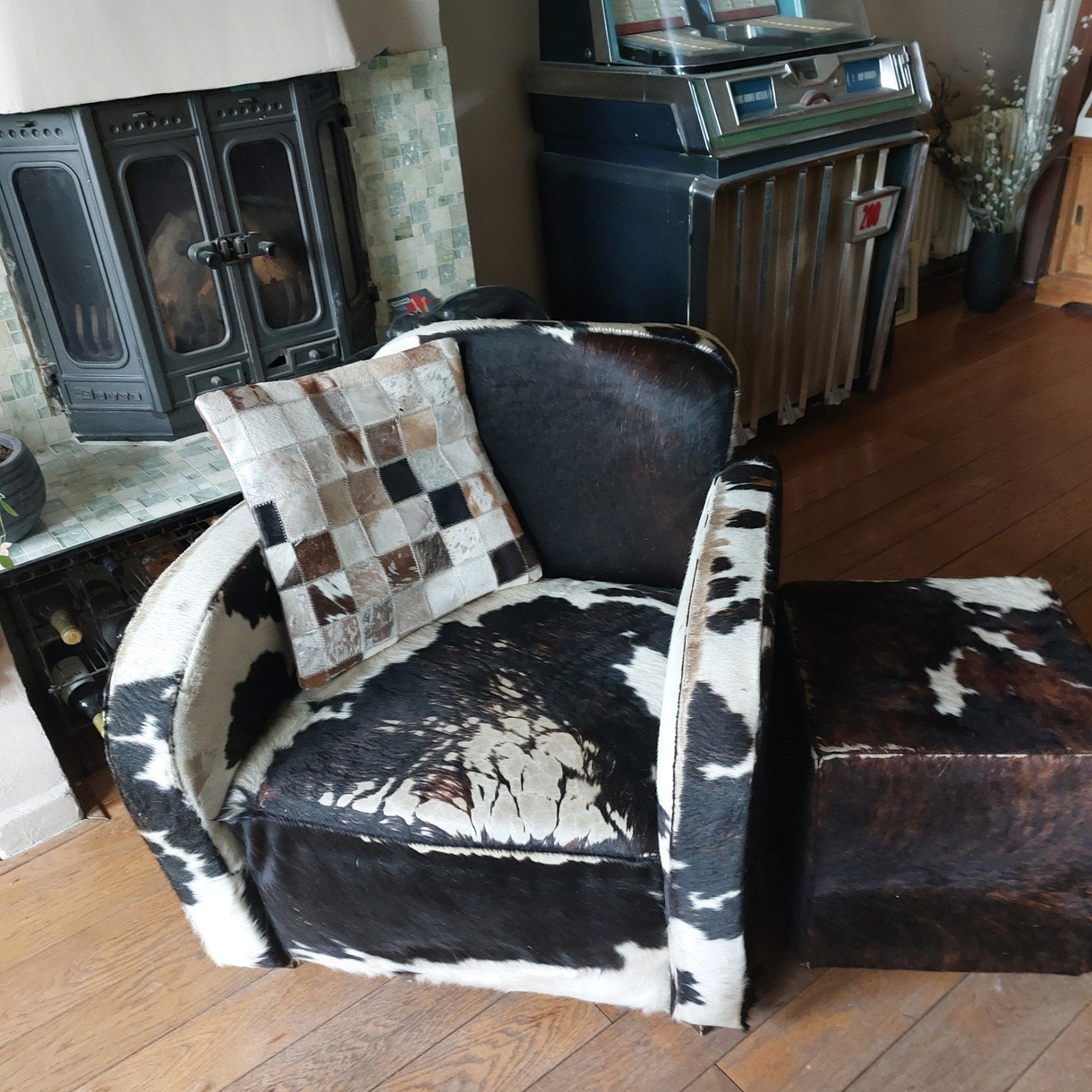 Gaaf koeienhuid fauteuil met poef en kussentje, Gebruikt, 75 tot 100 cm, Ophalen of Verzenden, Leer