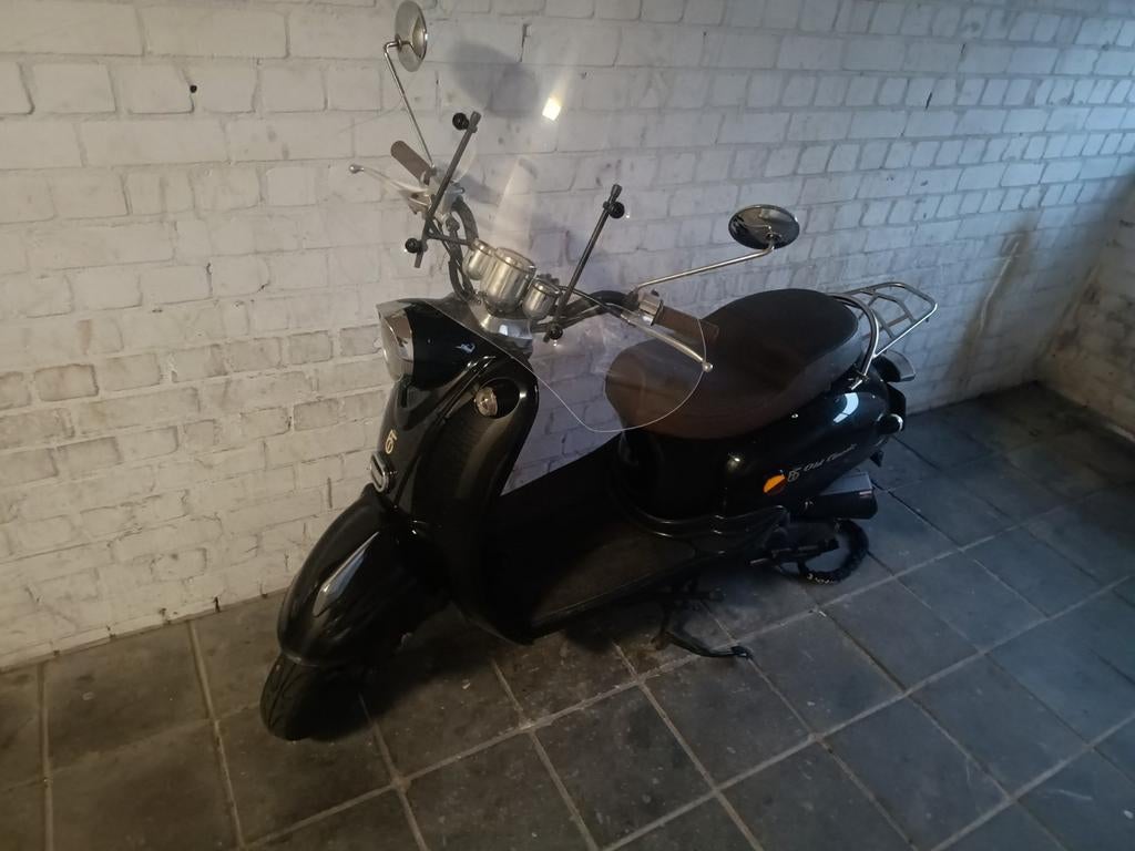 BTC Old Classic Scooter. Blok moet gereviseerd worden, Fietsen en Brommers, Scooters | Overige merken, Ophalen, Gebruikt, BTC