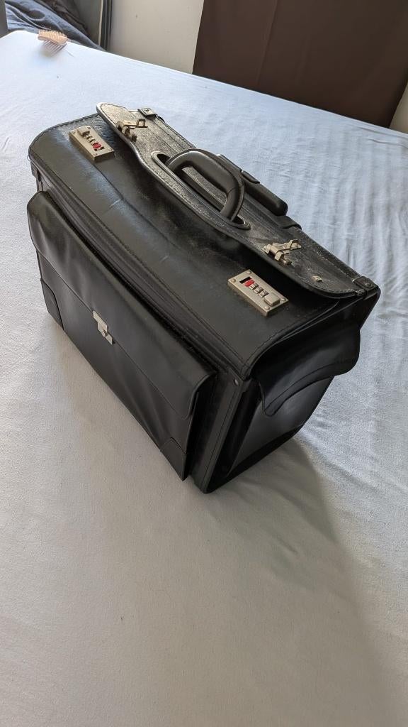 Pilotenkoffer ongebruikt - gekregen bij vliegopleiding, Sieraden, Tassen en Uiterlijk, Koffers, Hard kunststof, Minder dan 50 cm