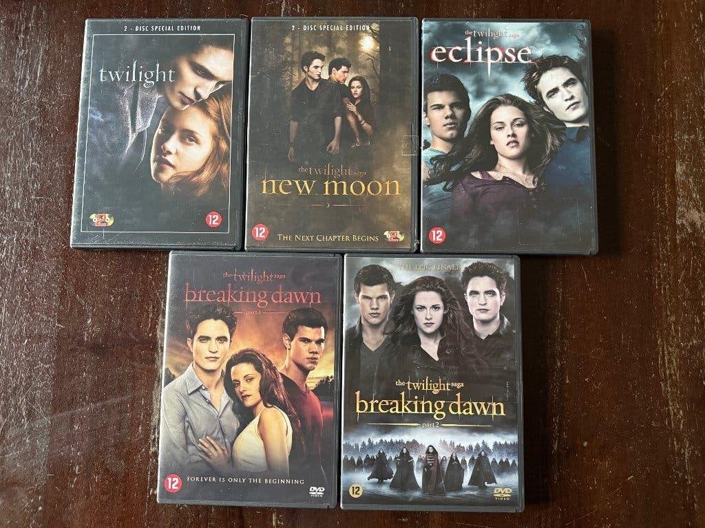 Twilight Saga De Complete Serie ( 5 Films, 7 DVD Discs ), Vanaf 12 jaar, Ophalen of Verzenden, Zo goed als nieuw
