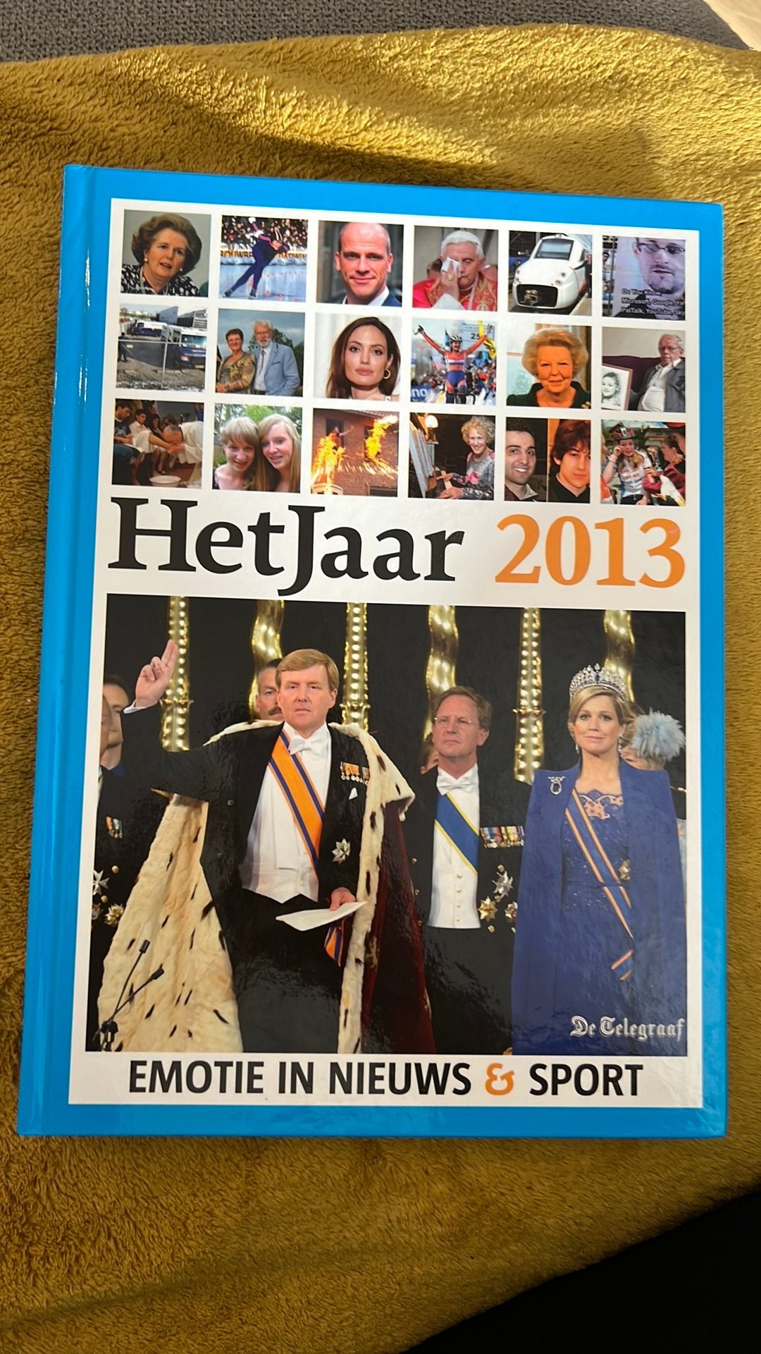 Het jaar 2013, Ophalen of Verzenden, Zo goed als nieuw, Media