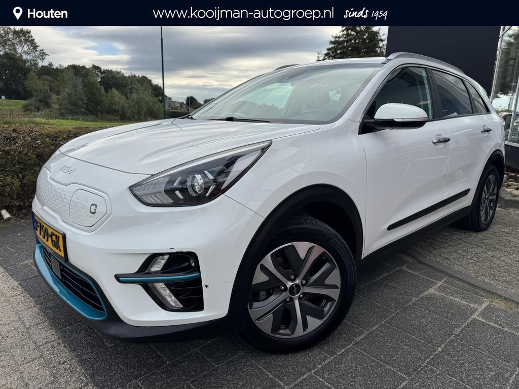 Kia e-Niro ExecutiveLine 64 kWh Eerste Eigenaar Dealeronderh, Auto's, Gebruikt, 1712 kg, Wit, 64 kWh