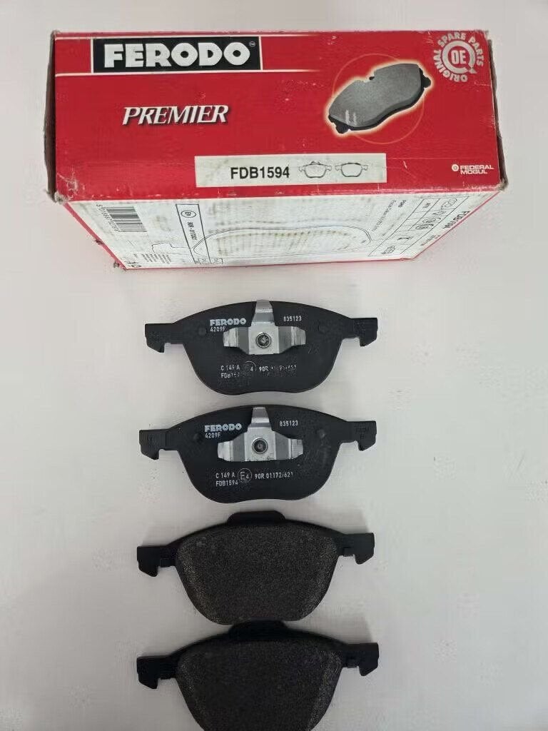Set Remblokken Ford Mazda Mercedes Volvo, Auto-onderdelen, Remmen en Aandrijving, Gebruikt, Ophalen of Verzenden