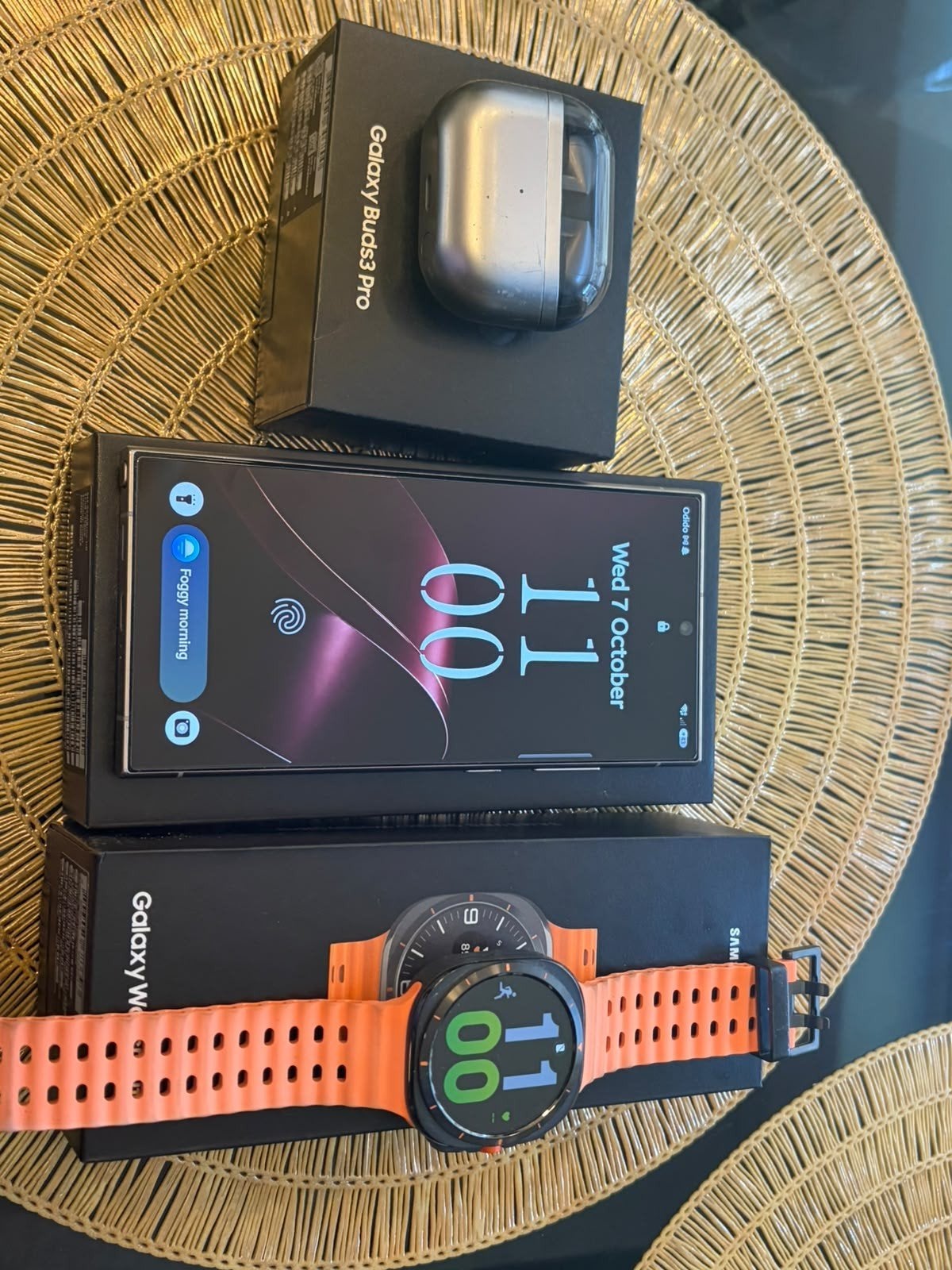 Samsung S24 Ultra, Galaxy Buds Pro & Watch Ultra Bundel