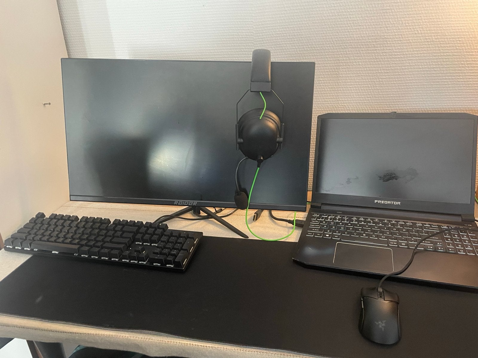Gaming Setup: Monitor, Headset, Muis, Toetsenbord, Laptop, Ophalen of Verzenden, Zo goed als nieuw, Razer, PC