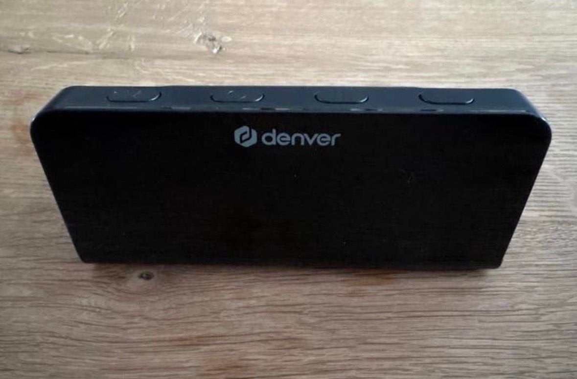 Denver Wekker met Draadloos Opladen - Model CDQ-103, Ophalen of Verzenden, Zo goed als nieuw, Digitaal