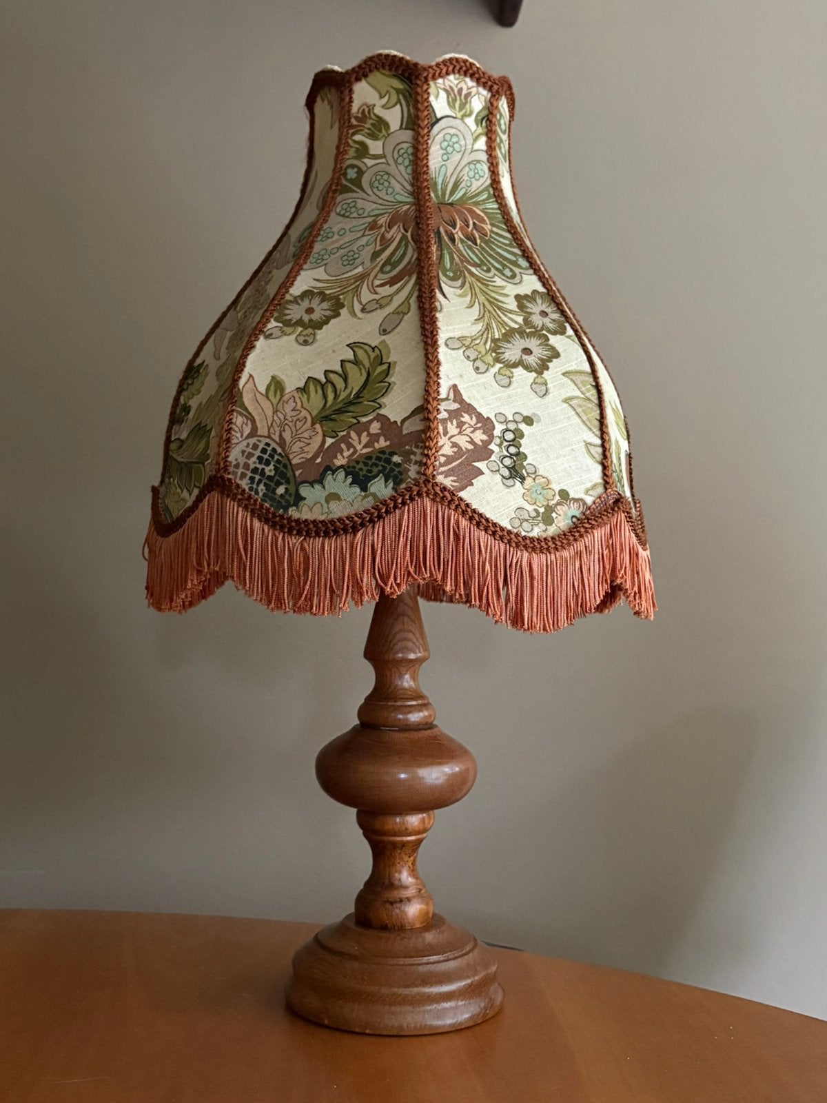 Vintage tafellamp / bloemenkap /franjes/, Ophalen of Verzenden