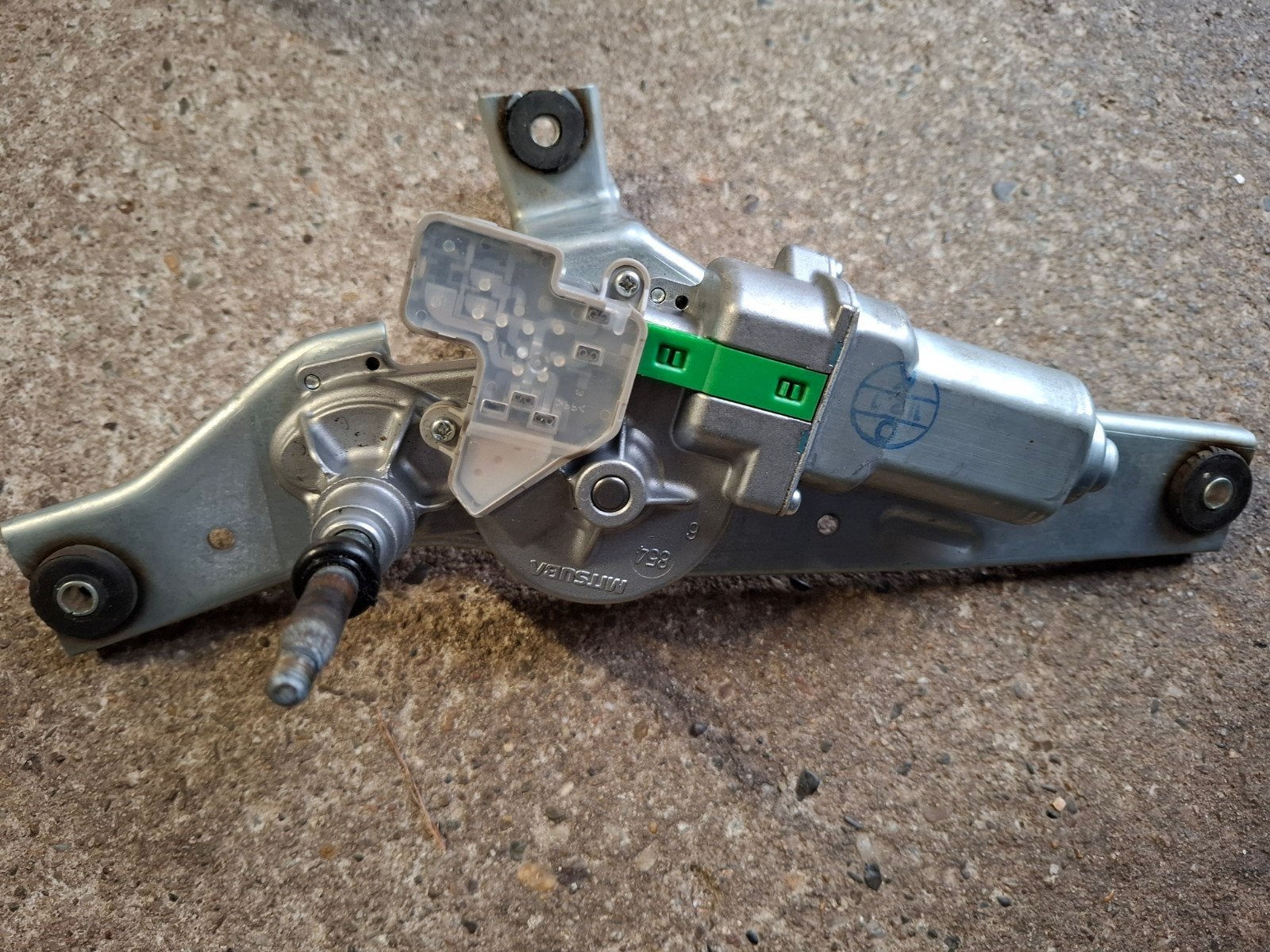 Nissan Note ruitenwisser motor achter, Ophalen, Nissan