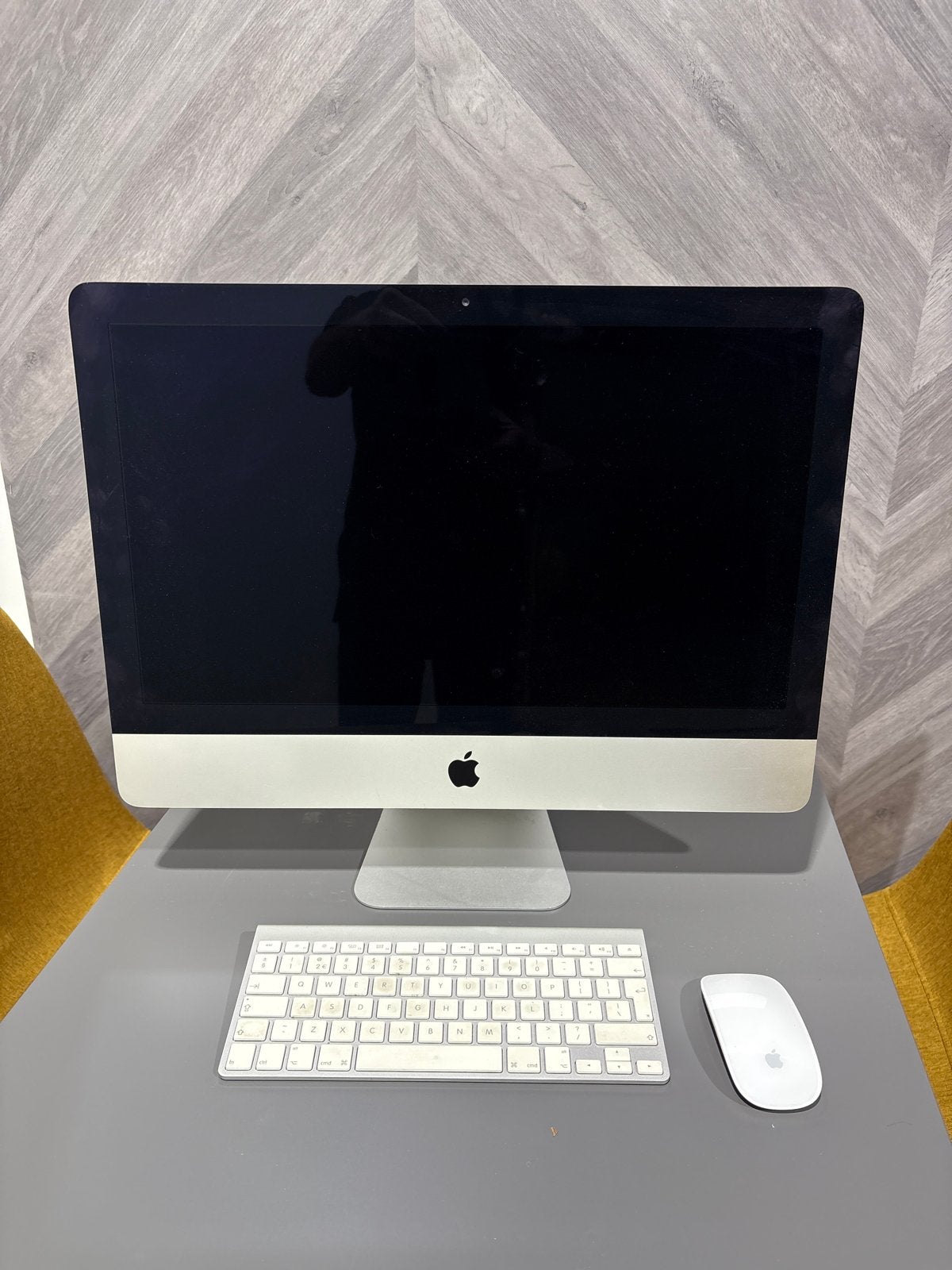 iMac 21 inch uit 2012 met toetsenbord en muis, Computers en Software, Apple Desktops, Gebruikt, iMac, Ophalen of Verzenden