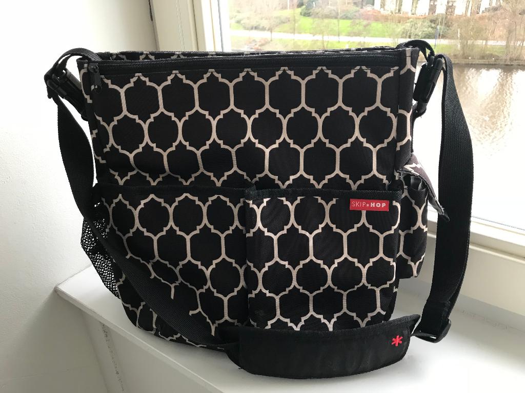 Luiertas van Skip hop type Duo Onyx, Ophalen of Verzenden, Zo goed als nieuw, Schoudertas
