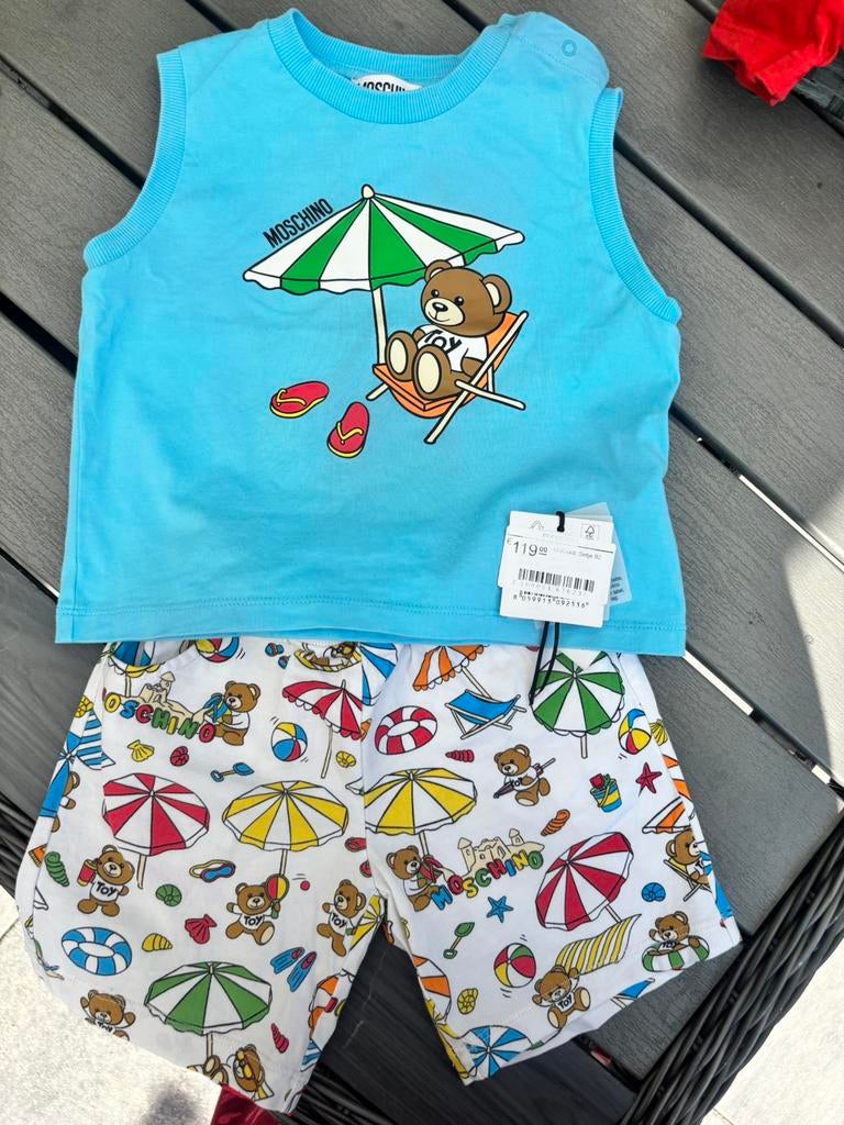 Leuk setje van moschino maat 92, Meisje, Badpak, Ophalen of Verzenden, Zo goed als nieuw