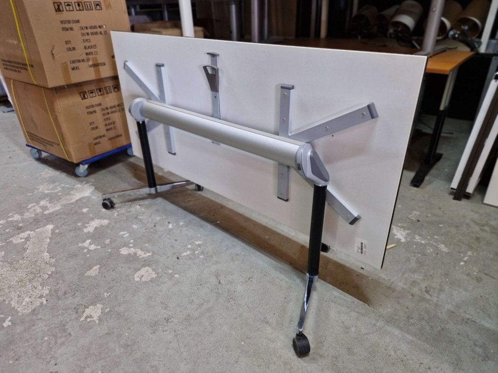 Kusch & Co verrijdbare klaptafel 180x80, Overige typen, 180 cm, Ophalen of Verzenden, Zo goed als nieuw