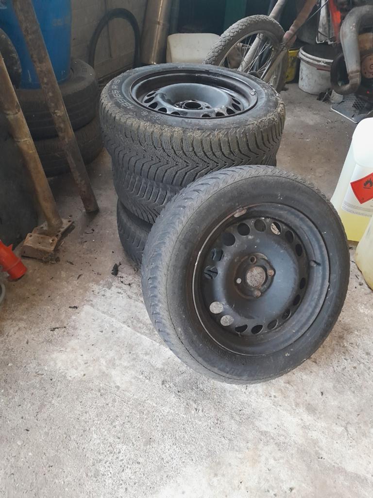 Opel corsa velgen+banden, Ophalen of Verzenden