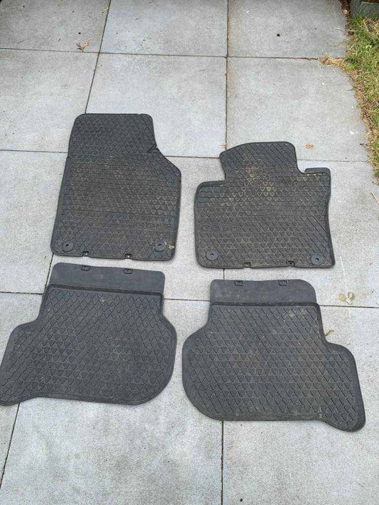 Rubberen automatten voor VW Golf of Golf Plus, Ophalen, Gebruikt