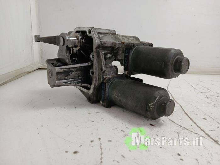 Schakelmotor van een Opel Corsa, Gebruikt, -, -, Opel