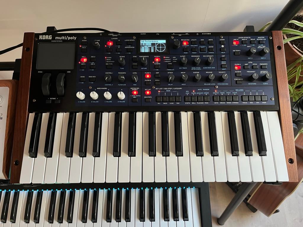 Korg multi/poly ZGAN, 49 toetsen, Korg, Ophalen of Verzenden, Zo goed als nieuw