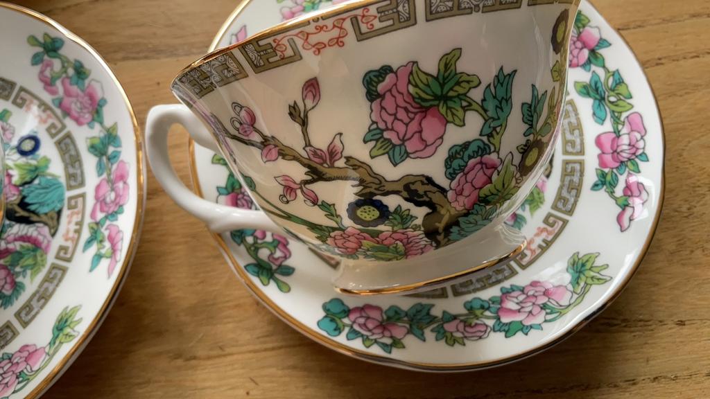 Indian tree/ Douwe Egberts 4 kop / schotels, Huis en Inrichting, Keuken | Servies, Gebruikt, Ophalen of Verzenden, Overige stijlen
