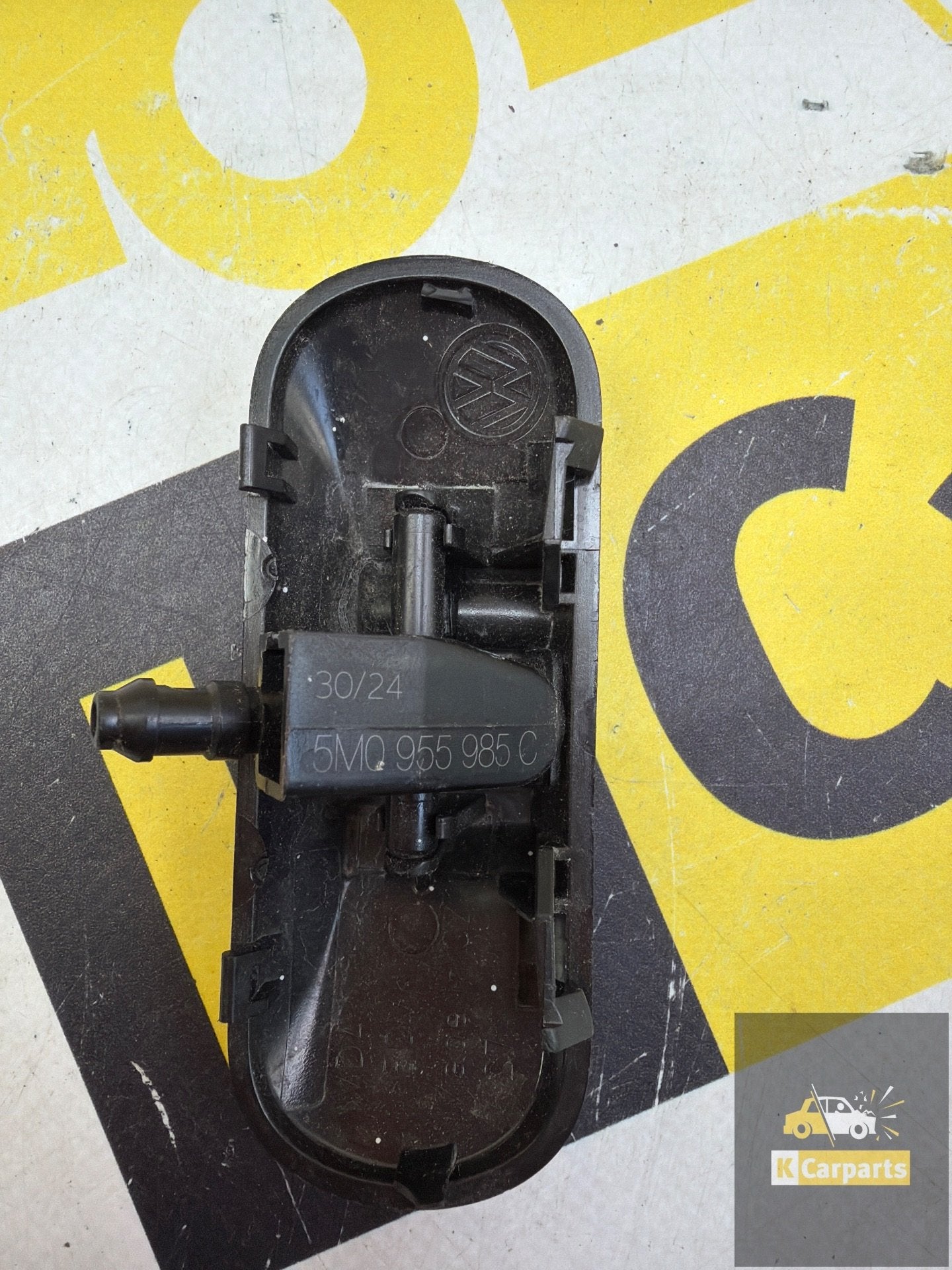 Ruitensproeier voor 5M0955985C, Gebruikt, Volkswagen, Volkswagen AG, Berliner Ring 2
38440  Wolfsburg, DE