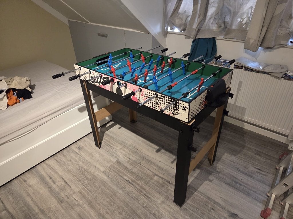 Multigame Tafel: Biljart, Airhockey, Tafelvoetbal, Ophalen, Gebruikt