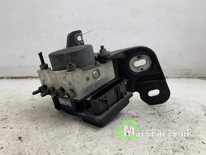 ABS Pomp van een Opel Corsa, Gebruikt, -, -, Opel