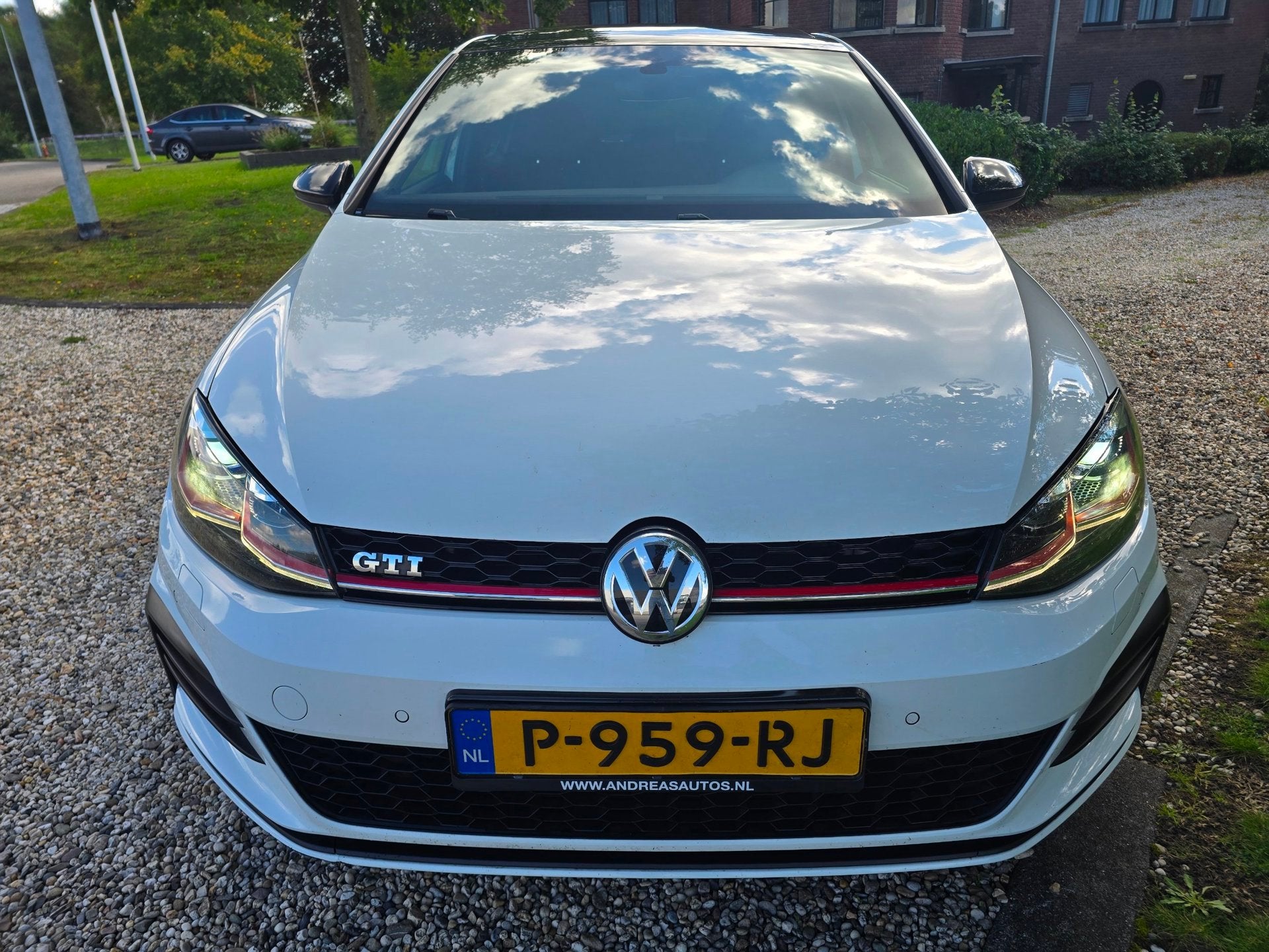 Volkswagen Golf 2.0 TSI GTI Performance Automaat Schuifdak X, Gebruikt, Euro 6, 4 cilinders, Wit