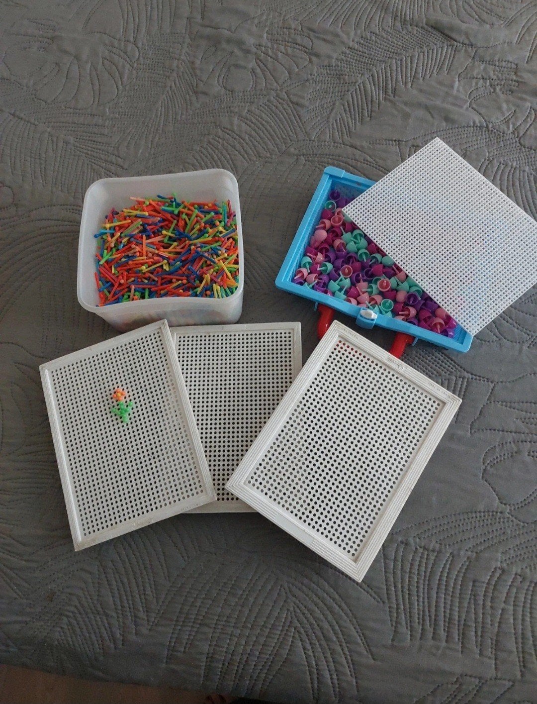 Grote set Quercetti FantaColor en Pixies mozaïek speelgoed, Kinderen en Baby's, Speelgoed | Educatief en Creatief, Ophalen of Verzenden