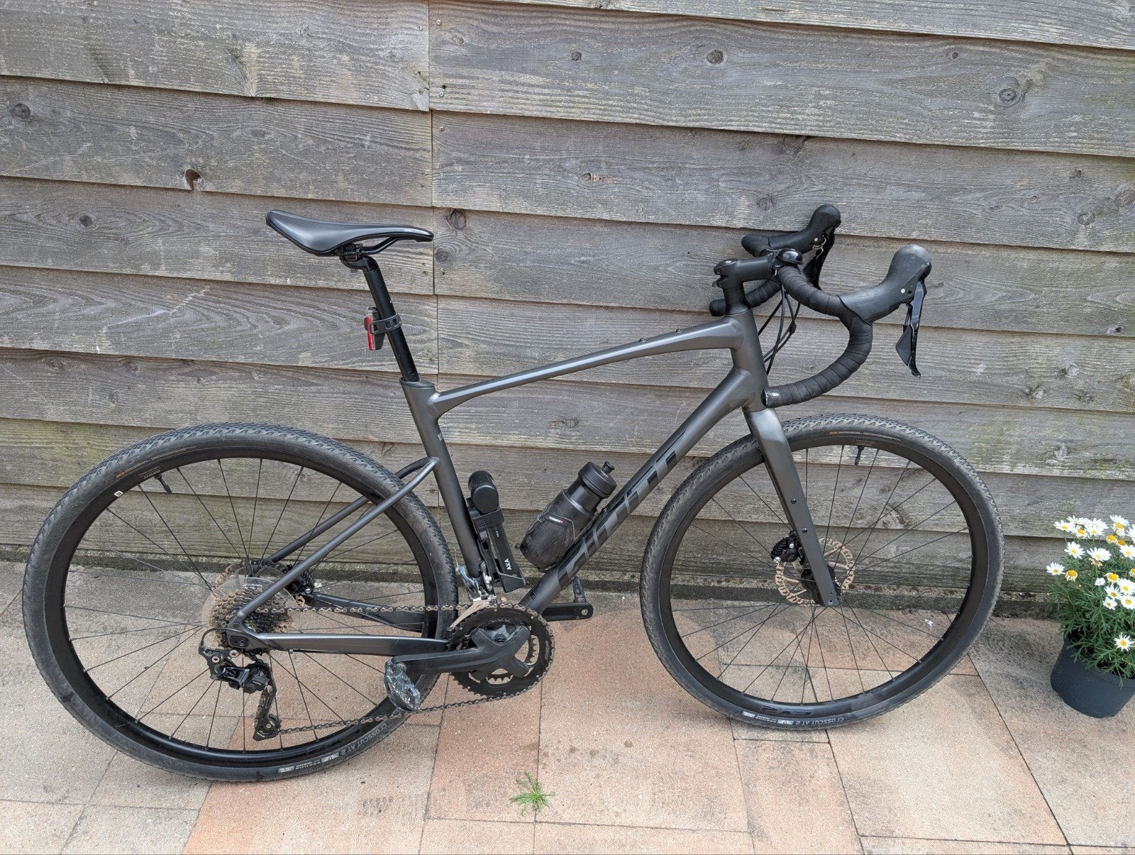 Giant Revolt 1 Gravelbike - Zo goed als nieuw (L), Fietsen en Brommers, 28 inch, Zo goed als nieuw, 15 tot 20 versnellingen, 57 tot 61 cm