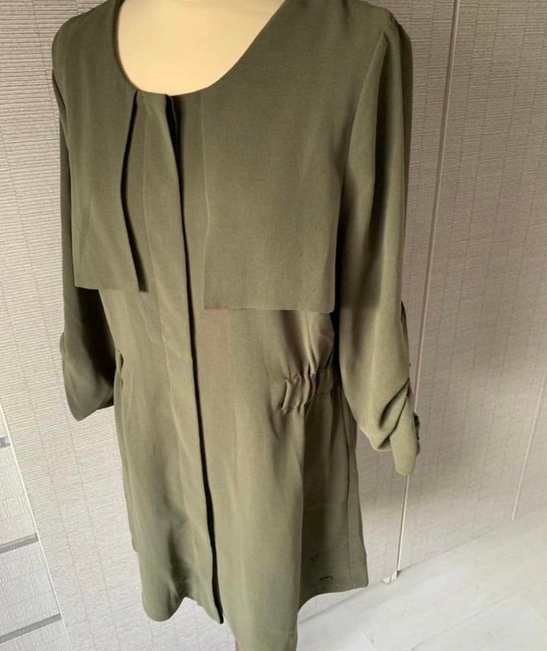 Mosgroen jasje maat M, Kleding | Dames, Ophalen of Verzenden, Zo goed als nieuw, Maat 38/40 (M), Groen