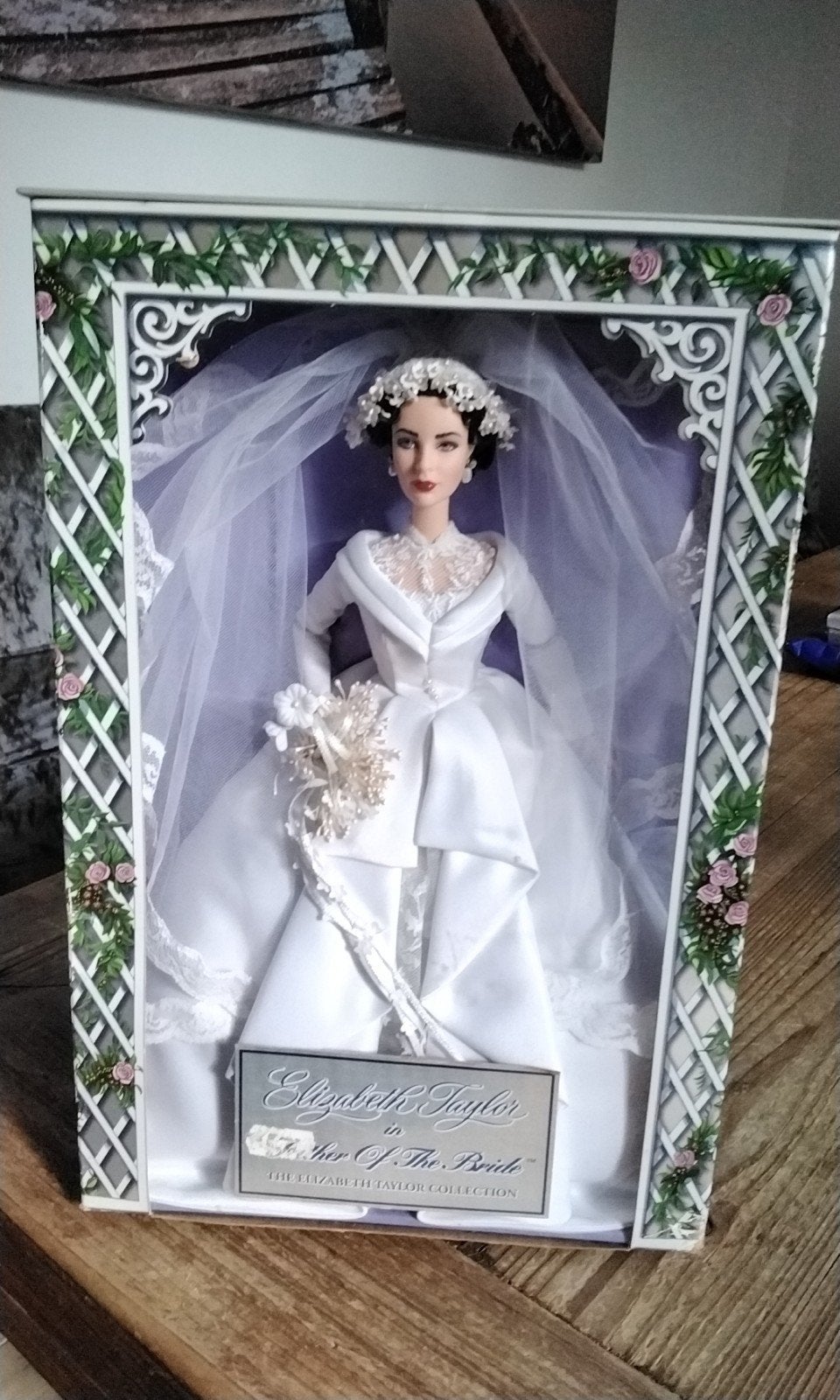 Elizabeth Taylor Father of the Bride Barbie (Mattel), Verzamelen, Ophalen of Verzenden, Nieuw, Pop