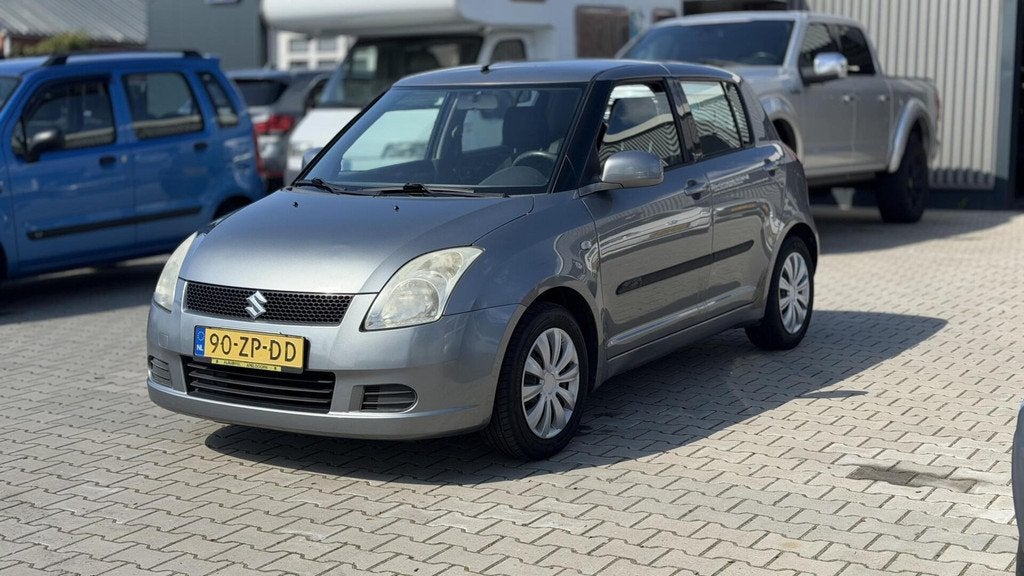 Suzuki Swift 1.3 Base NIEUWE APK!, Auto's, Suzuki, Voorwielaandrijving, Stof, 965 kg, 400 kg