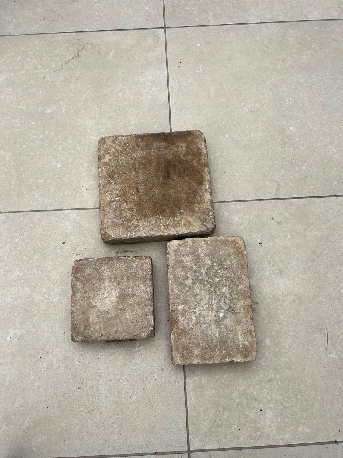 Gratis tuin tegels, Ophalen, Zo goed als nieuw, Beton, Terrastegels