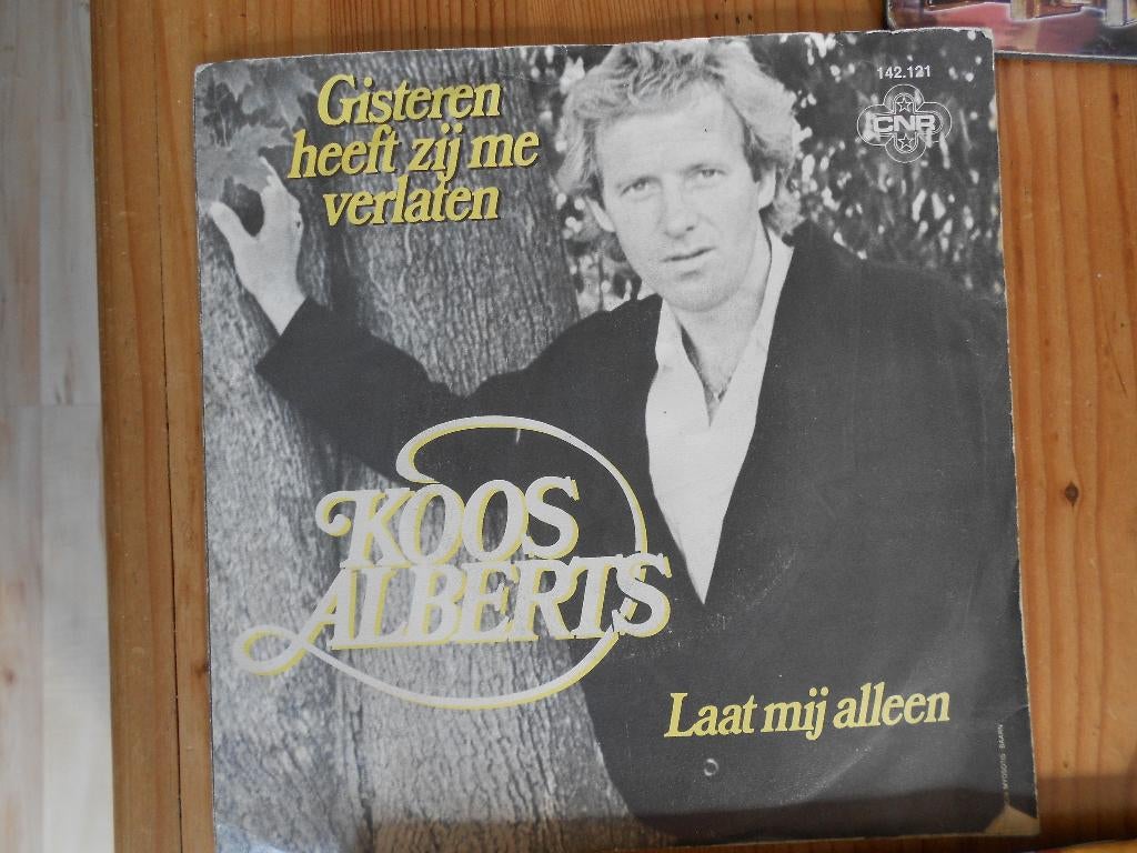 vinyl single Koos Alberts, Ophalen, Gebruikt, Nederlandstalig