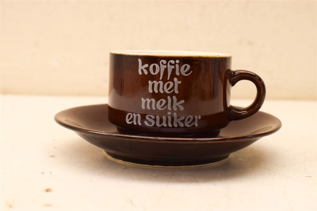 Porseleinen kop en schotel 44543, Gebruikt, Ophalen of Verzenden, Bord(en), Overige stijlen
