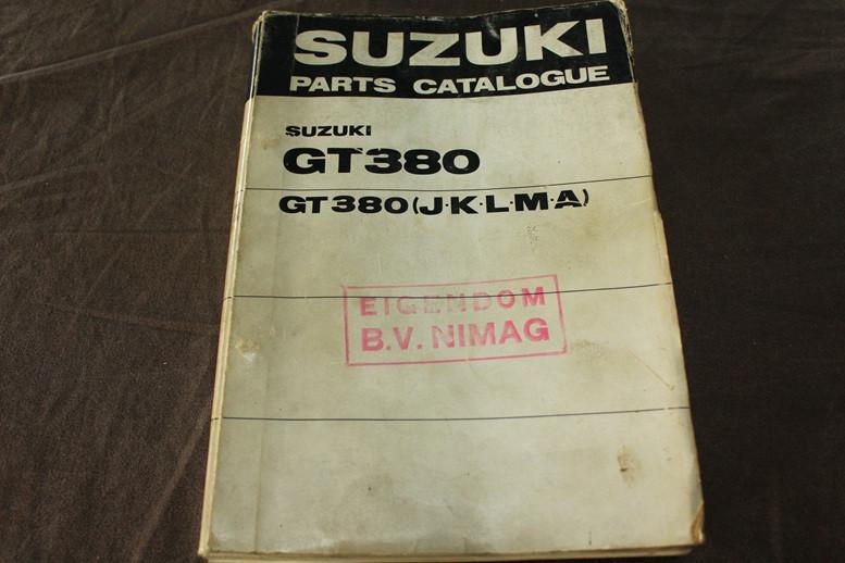 Suzuki GT380 J K L M A 1975 ram Air parts catalogue GT 380, Motoren, Ophalen of Verzenden, Suzuki
