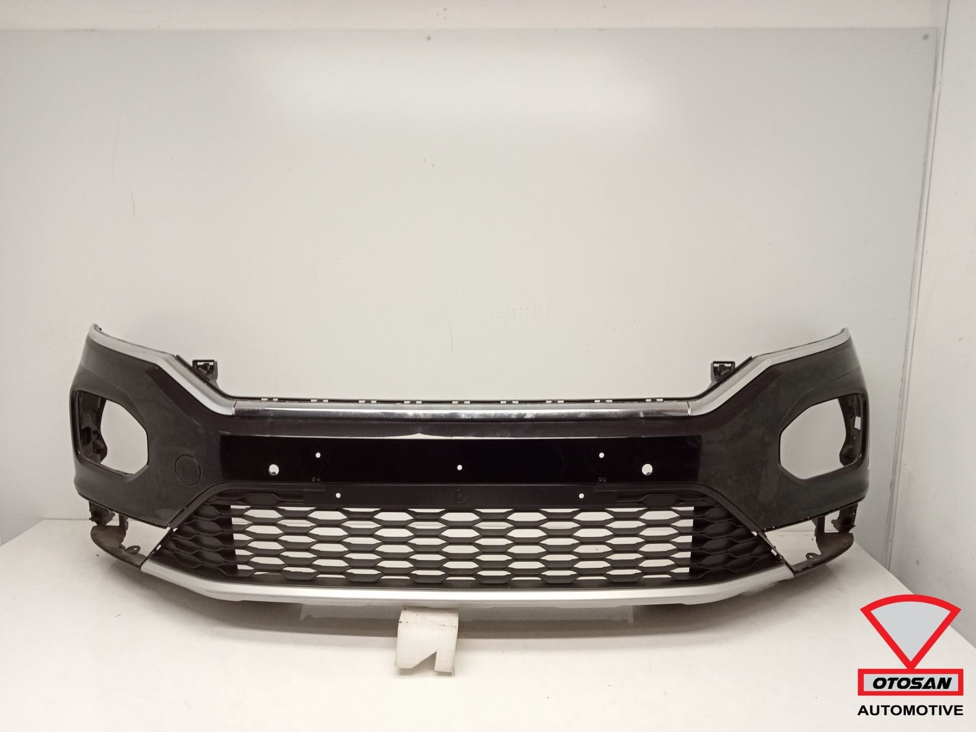 VW T-Roc Voorbumper 4x PDC Origineel!, Gebruikt, Volkswagen, Volkswagen AG, Bumper