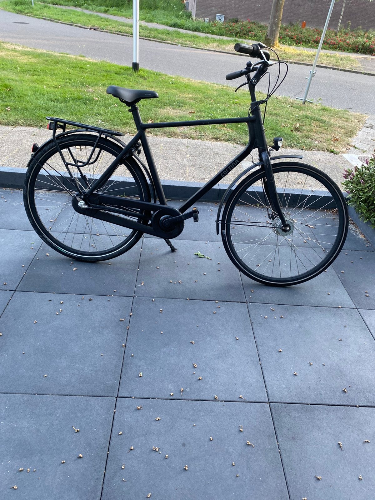 Zwarte Cortina 28 inch fiets, Ophalen, Zo goed als nieuw, Overige merken