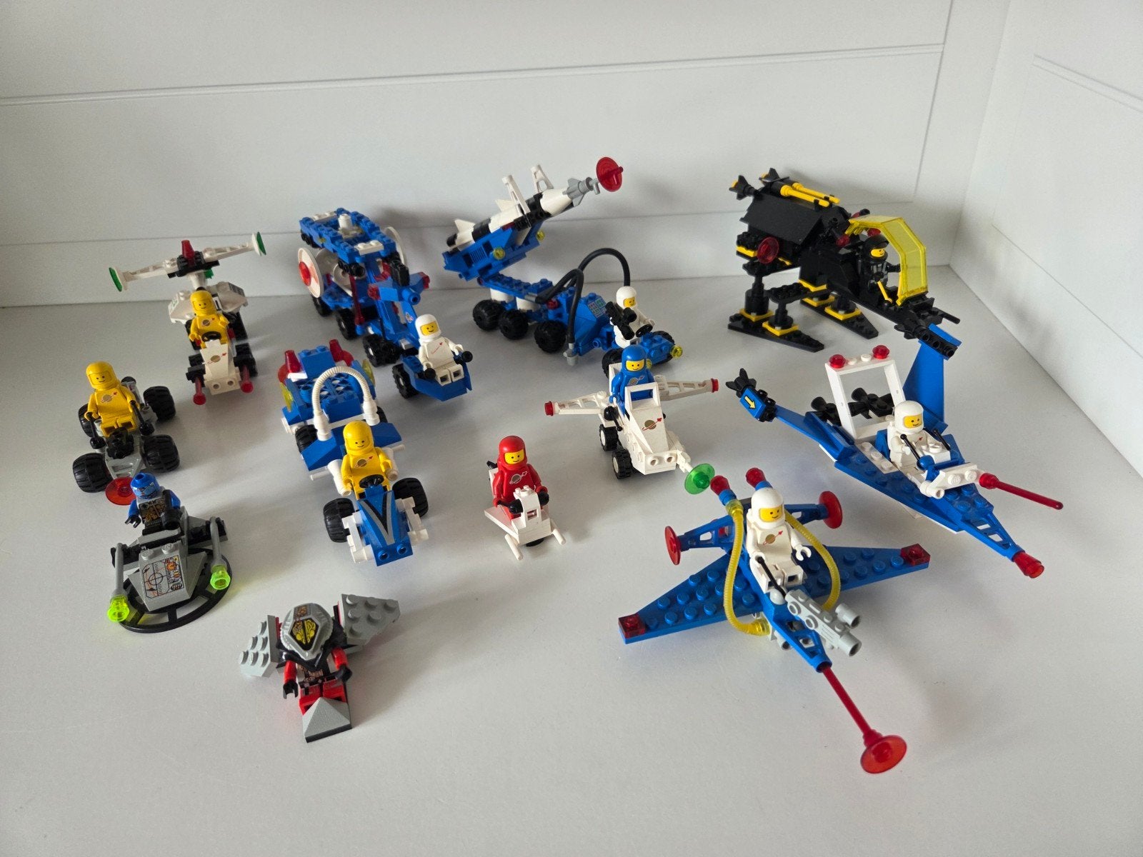 Lego space sets 11x, Ophalen of Verzenden