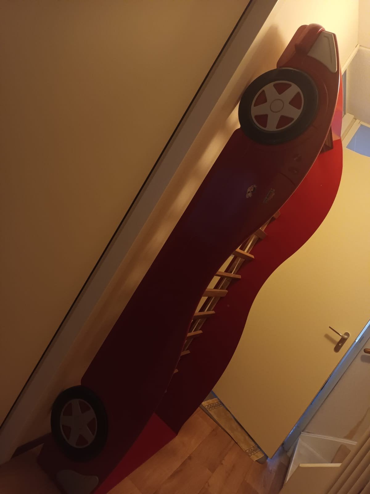 Autobed gratis ophalen, 85 tot 100 cm, Gebruikt, Ophalen of Verzenden, Lattenbodem