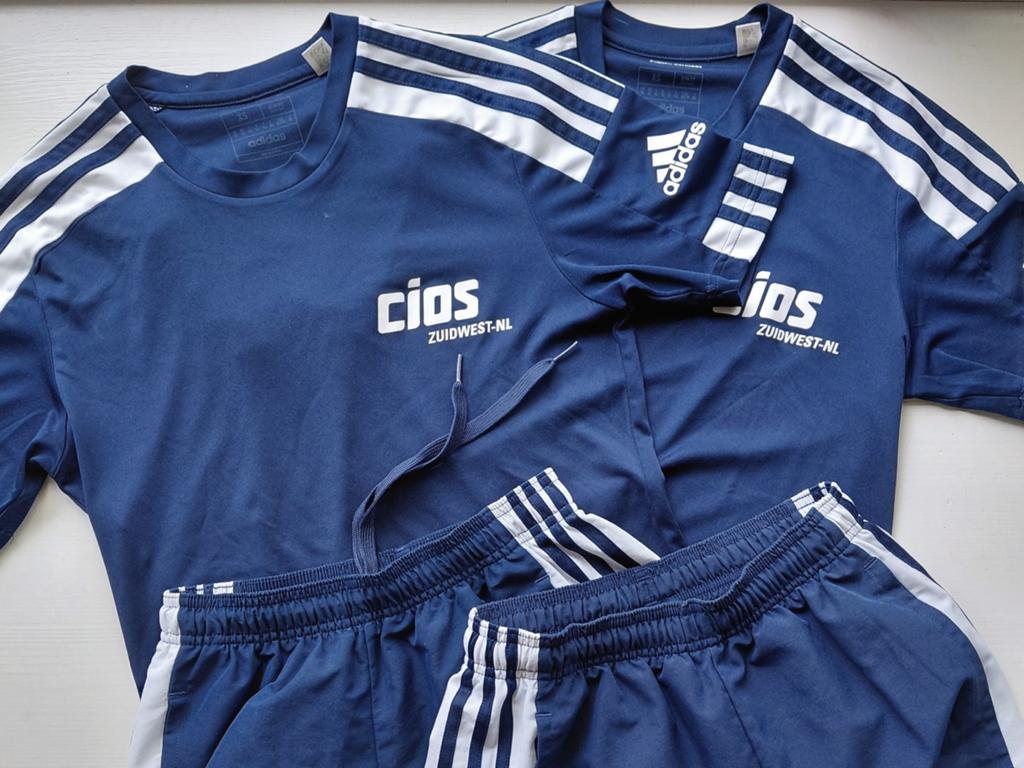 Compleet kledingpakket CIOS zwnl, locatie Dordrecht., Blauw, Ophalen of Verzenden, Adidas, Gedragen