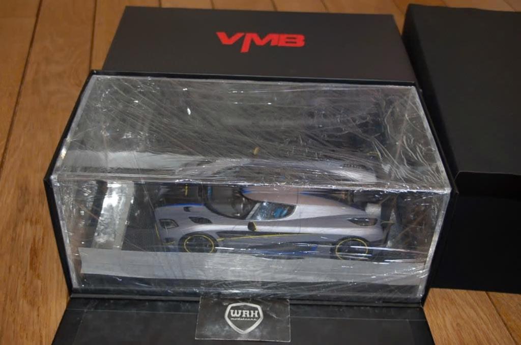 SPECIAL SALE !! KOENIGSEGG AGERA matte grey VMB models WRH, Hobby en Vrije tijd, Modelauto's | 1:18, Verzenden, Zo goed als nieuw