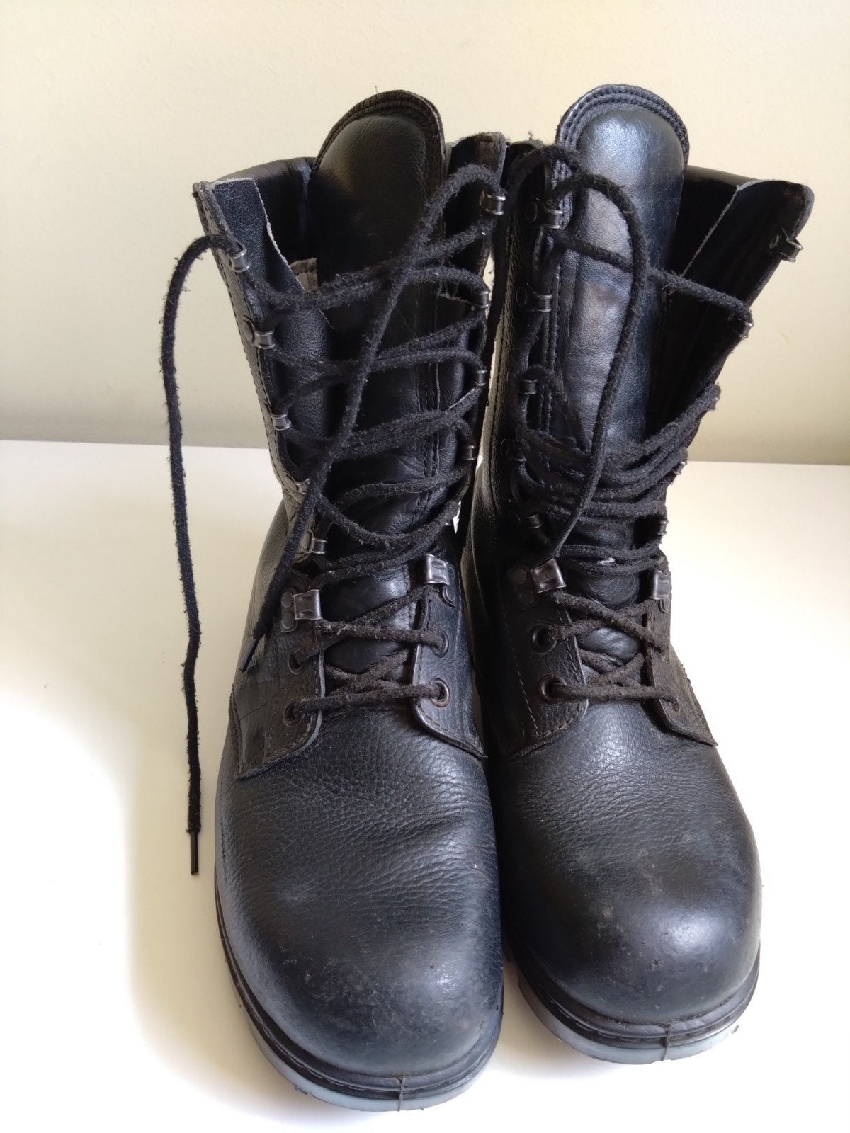 Legerkisten Mt 44, Kleding | Dames, Schoenen, Hoge laarzen, Zwart, Legerkisten, Ophalen of Verzenden