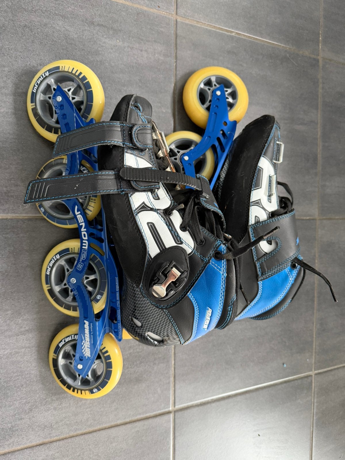 Skeelers powerslide M44, Sport en Fitness, Ophalen, Zo goed als nieuw, Powerslide