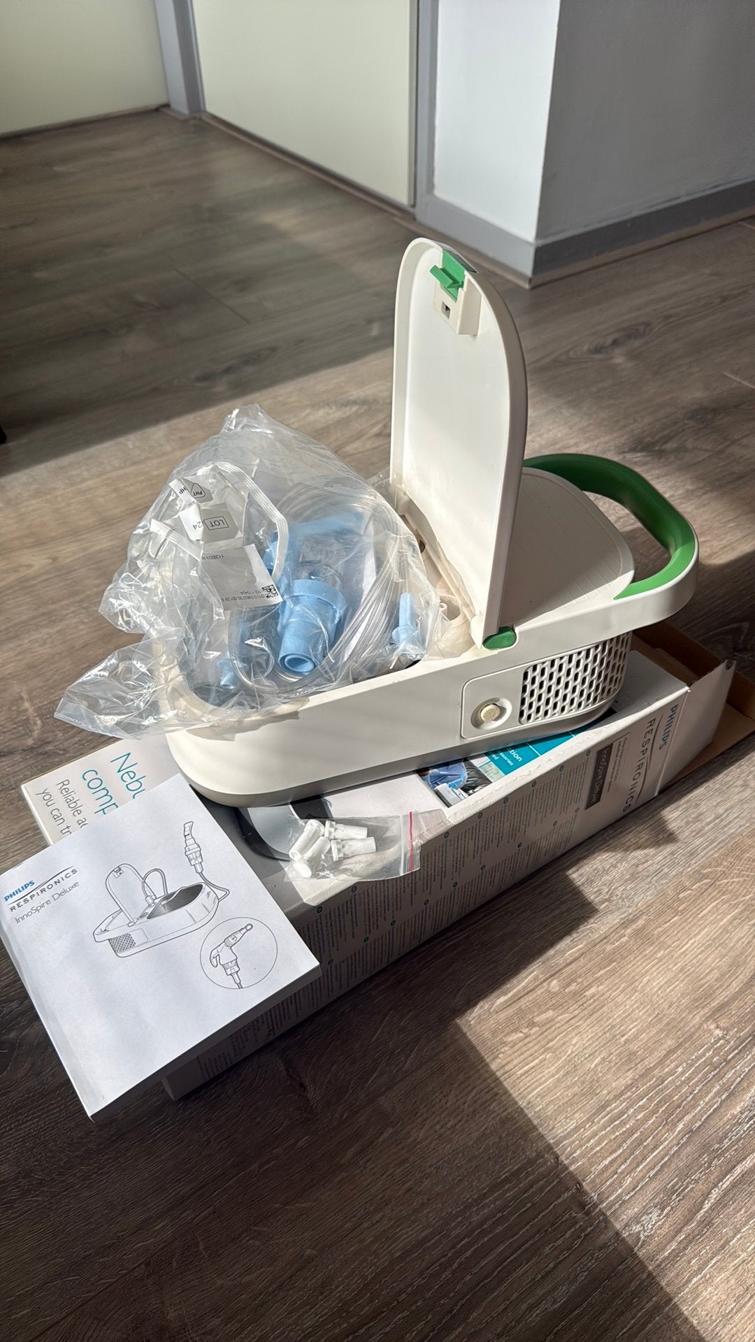 Philips respironics InnoSpire Deluxe vernevelaar, Diversen, Verpleegmiddelen, Ophalen of Verzenden, Zo goed als nieuw