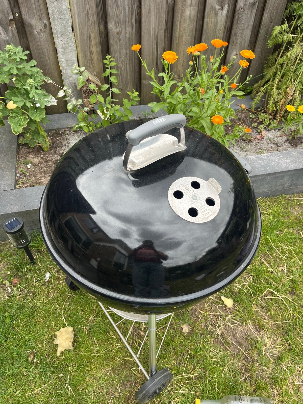 Weber barbecue 56 cm met hoes, Ophalen, Gebruikt