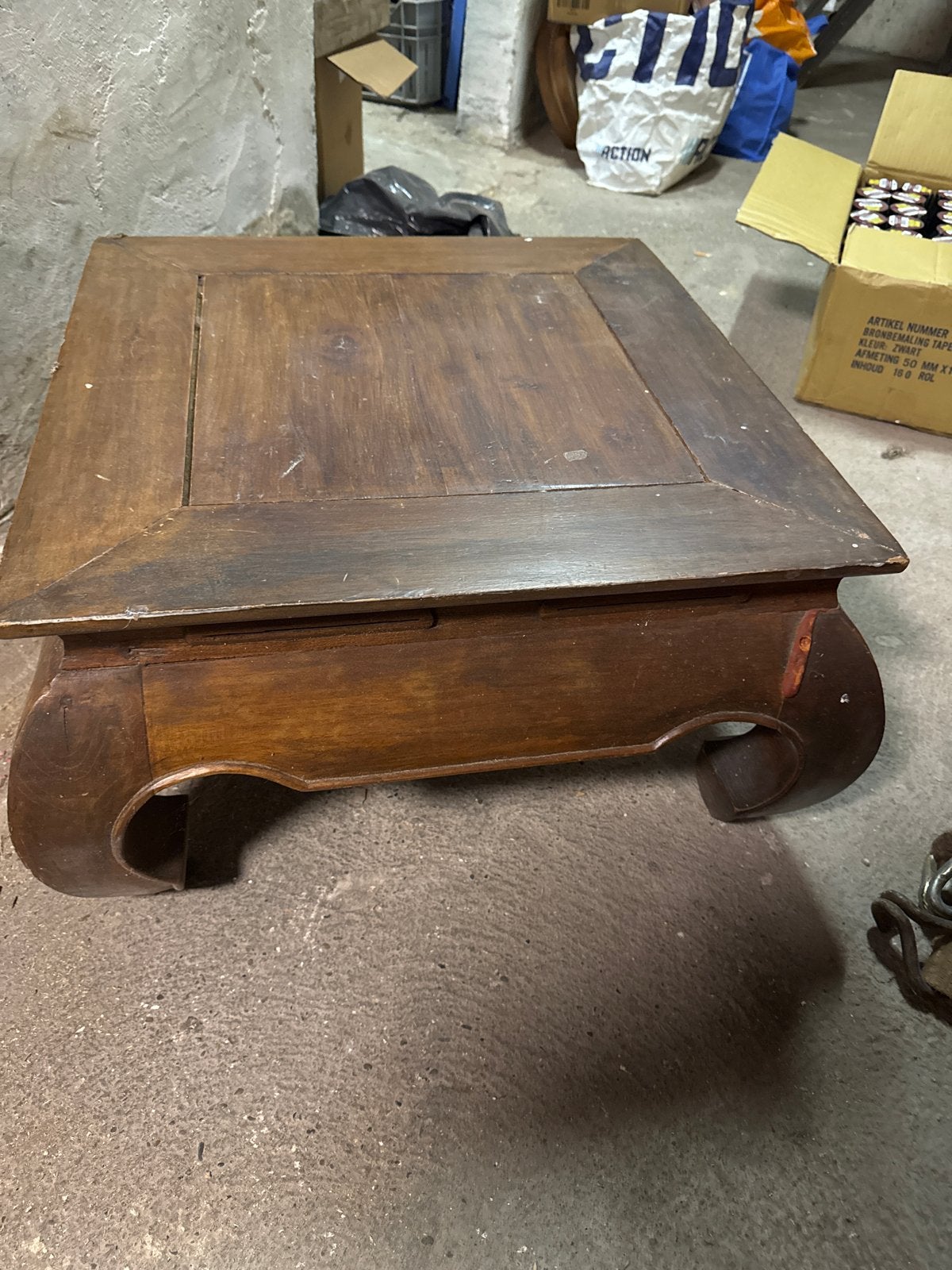 Opium tafel. houten salontafel/bijzettafel, Ophalen