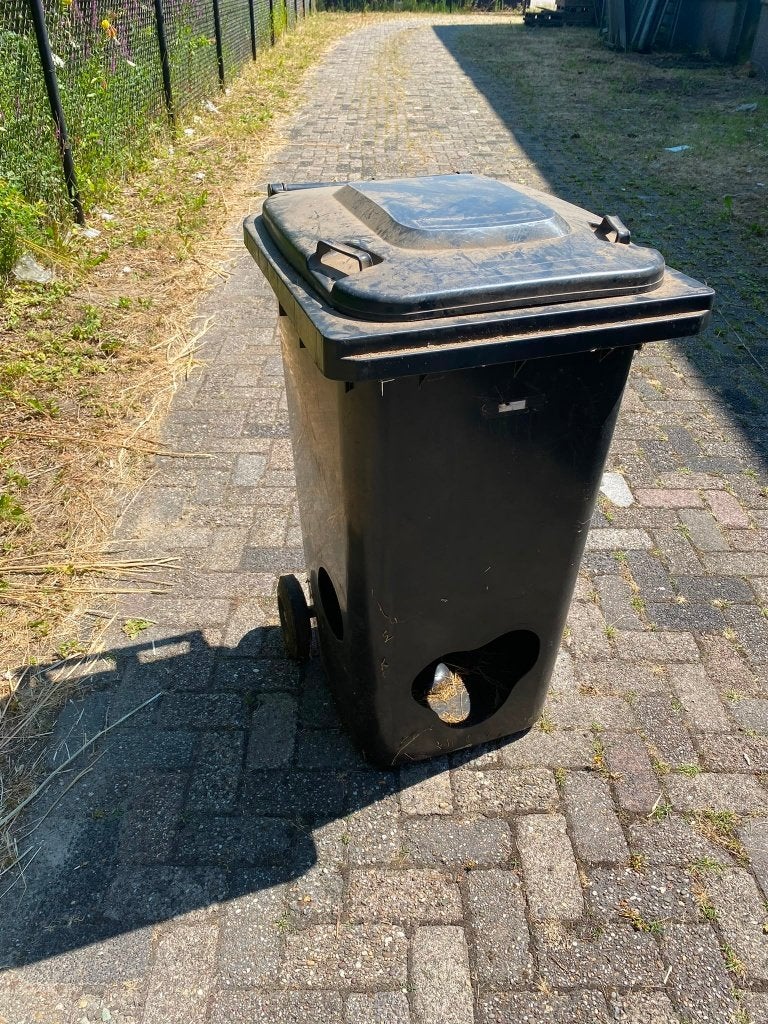 Kliko voor hooi paard / slowfeeder, Ophalen, Zo goed als nieuw