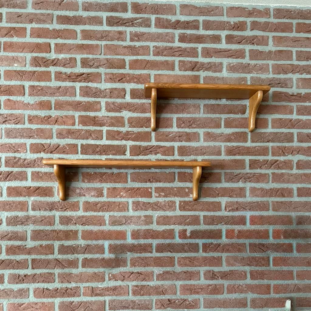 Oisterwijk • Boekenplankjes, Huis en Inrichting, Ophalen, Zo goed als nieuw