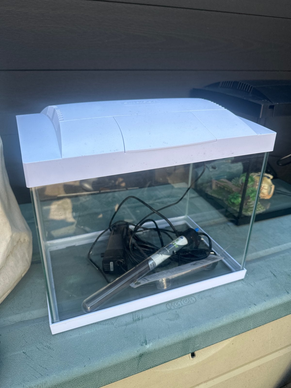 Aquarium 35 breed 27 cm hoogte 23 cm diepte, Ophalen of Verzenden, Zo goed als nieuw, Leeg aquarium