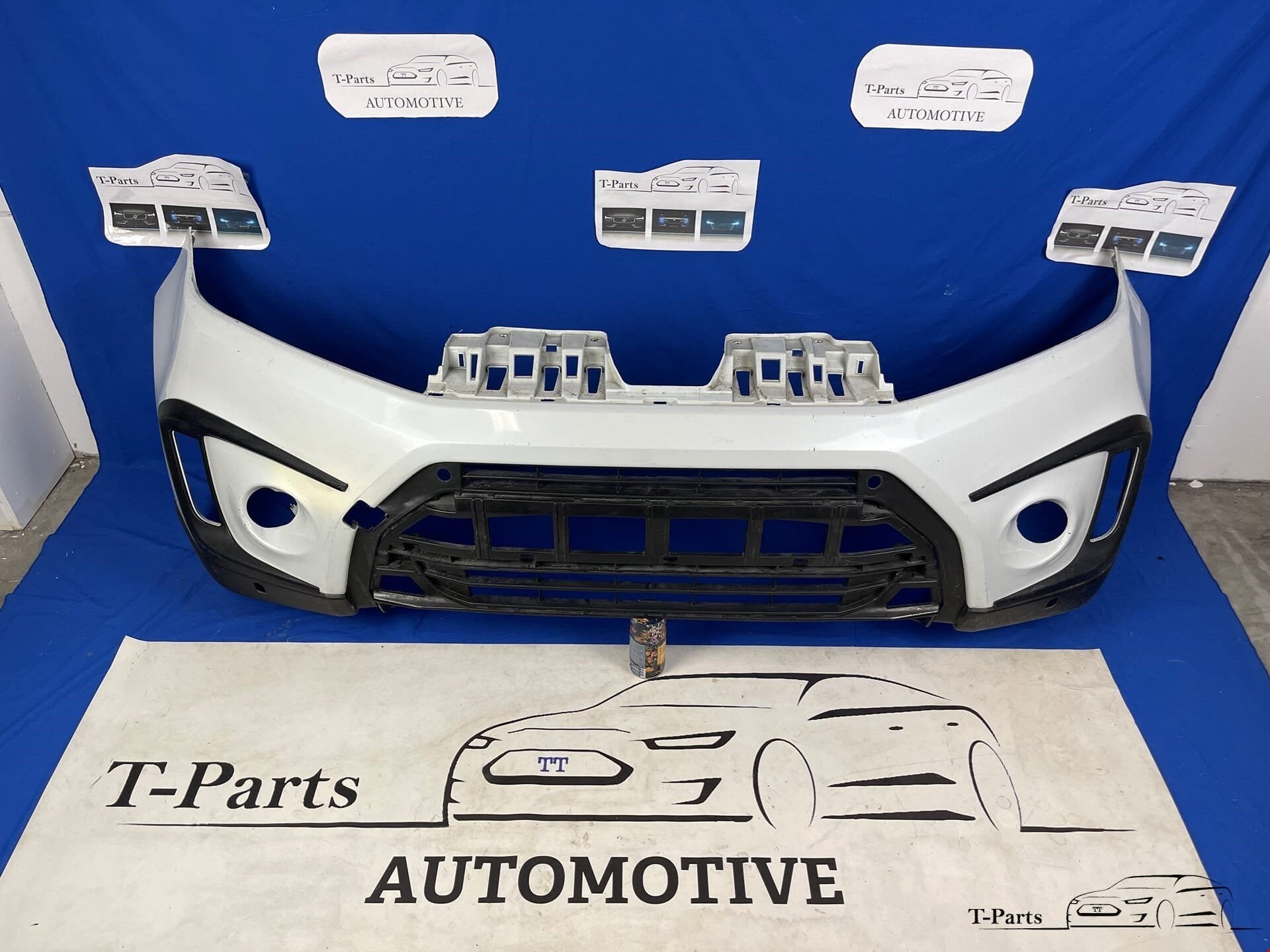 Suzuki vitara voorbumper 2015+ Origineel, Auto-onderdelen, Carrosserie en Plaatwerk, Info@fabrikant.eu, Voor, Ophalen of Verzenden