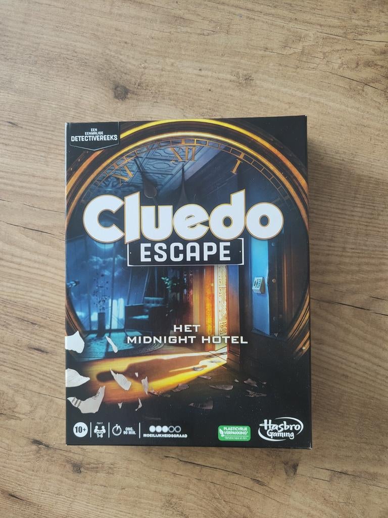 Cluedo Escape: Het Midnight Hotel, Hobby en Vrije tijd, Gezelschapsspellen | Bordspellen, Zo goed als nieuw, Een of twee spelers